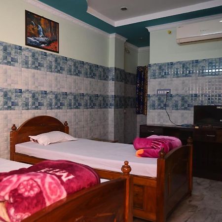 Hotel Rajmahal Bānkura 外观 照片