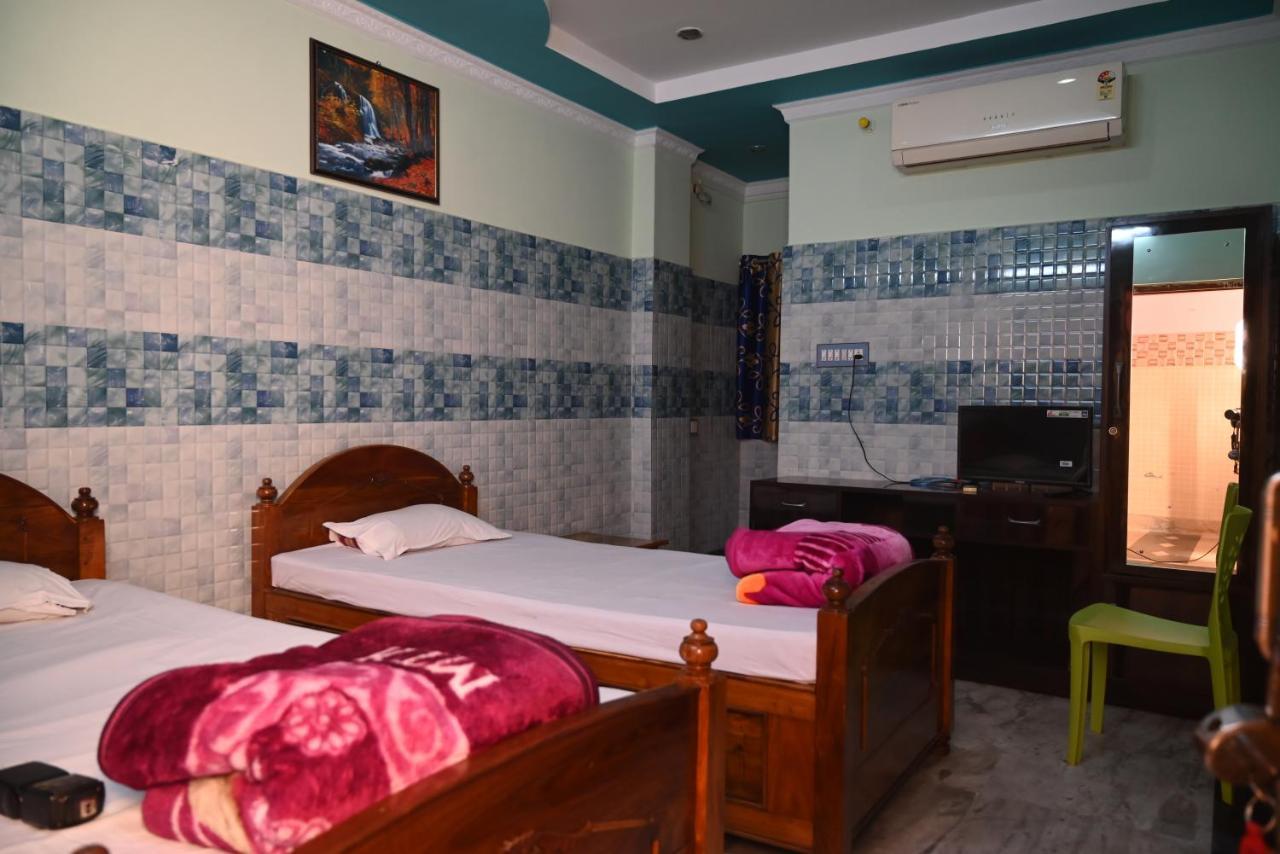 Hotel Rajmahal Bānkura 外观 照片
